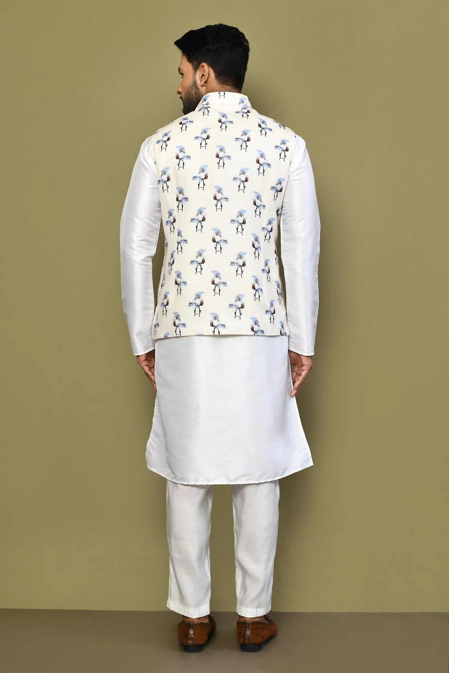 Designer Jacket In White