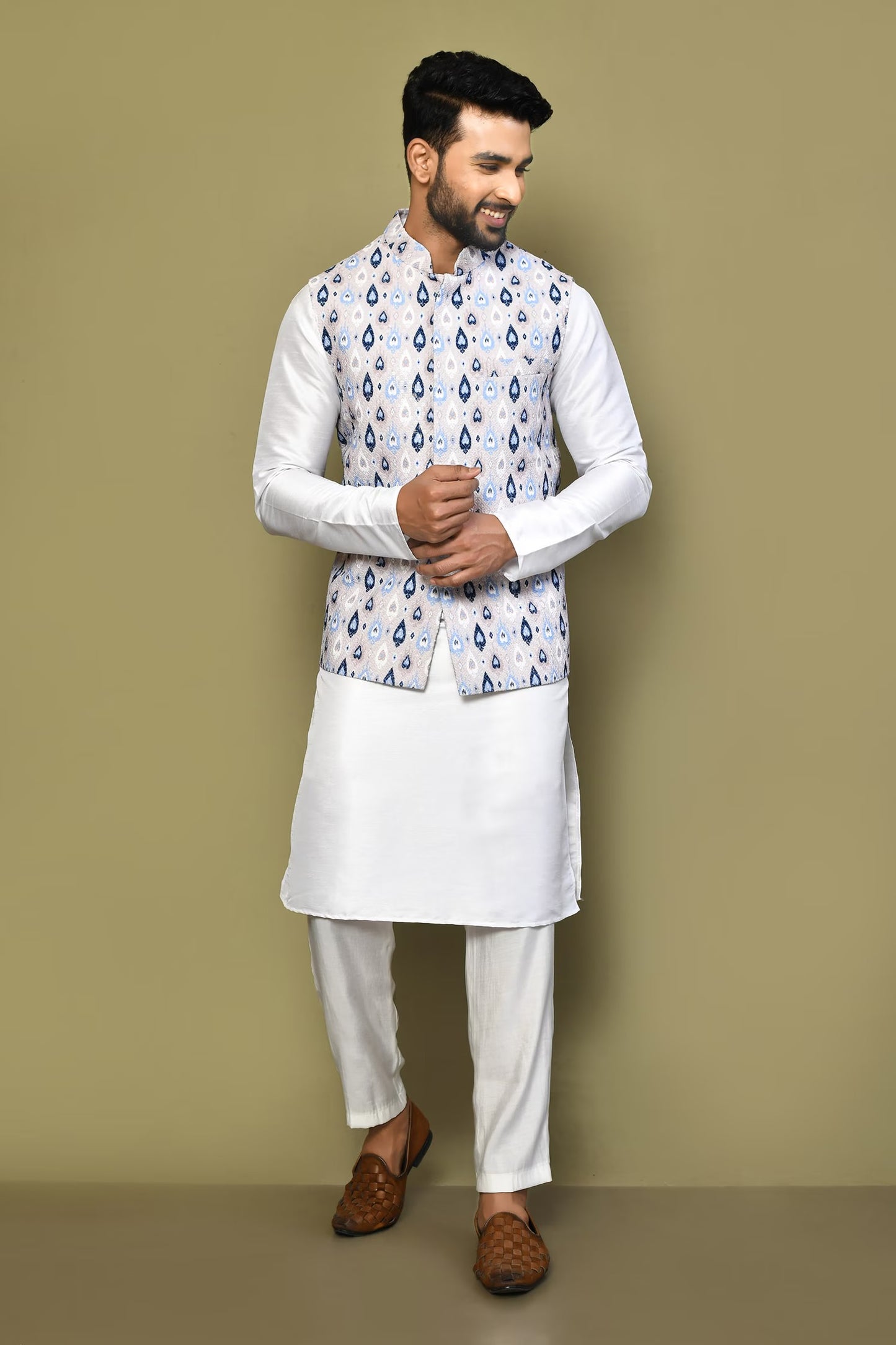 Designer Jacket In White