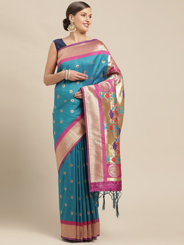 Kanjivaram Turquoise Silk Saree With Golden Pattern