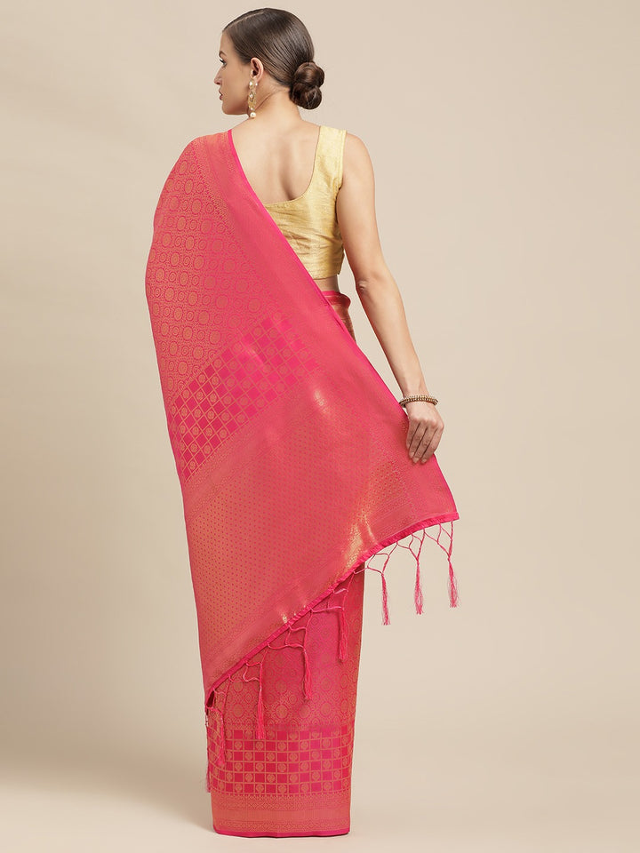Kanjivaram Pink Silk Saree With Golden Pattern