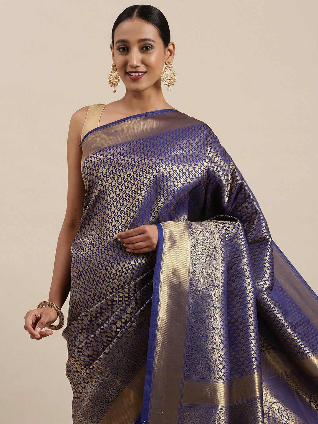 Kanjivaram Navy Blue Silk Saree With Golden Pattern
