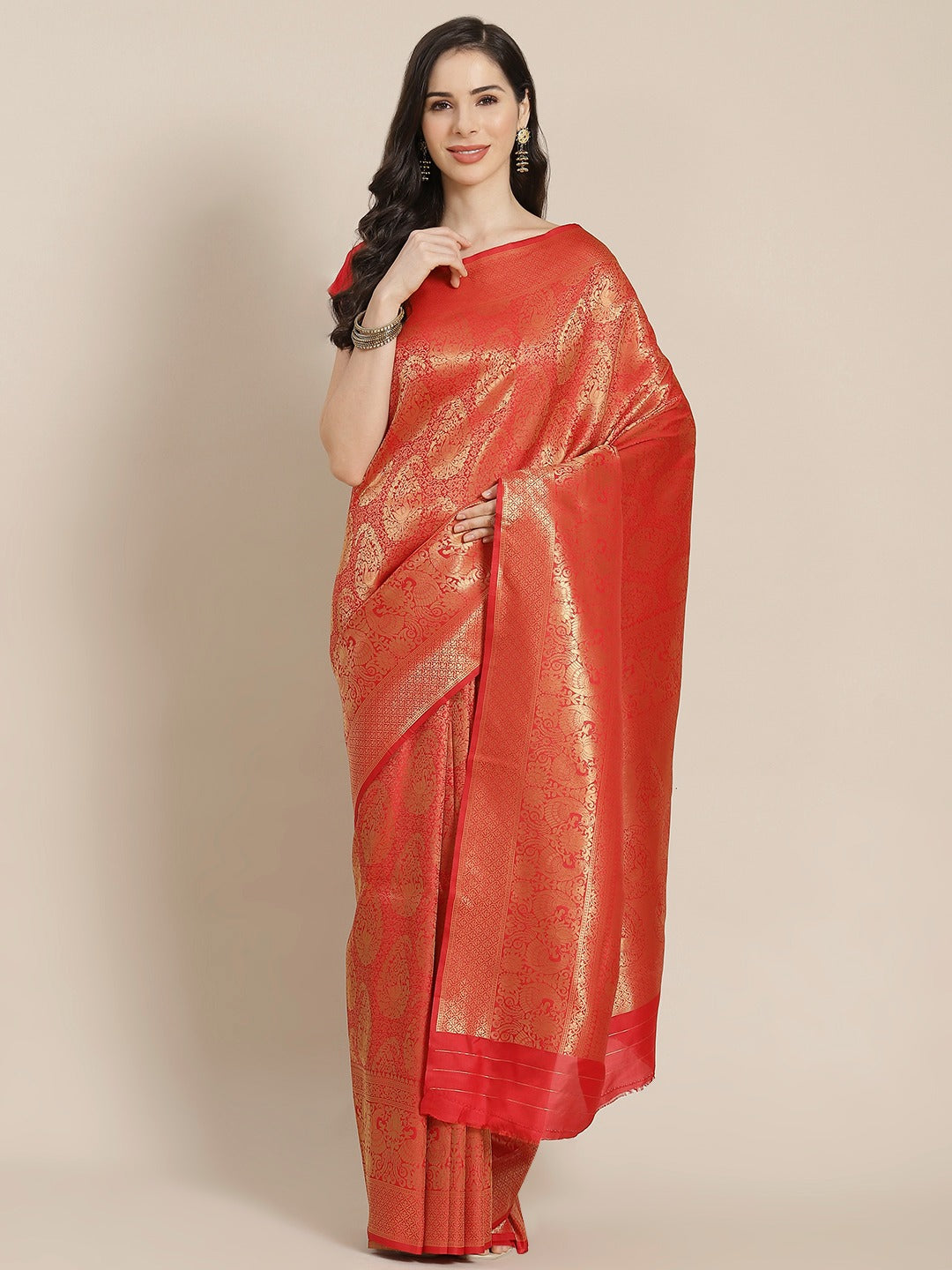 Kanjivaram Pink Silk Saree With Golden pattern