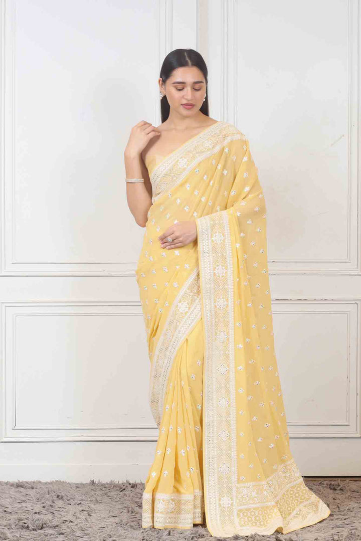 Saree in Yellow color at online Simaaya