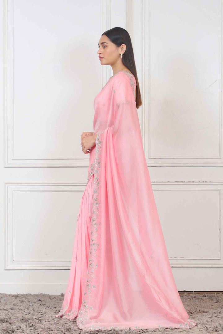 Saree in Pink color at online Simaaya