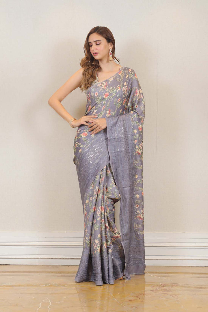 Saree in Grey colour at online Simaaya