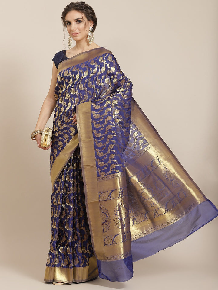 Kanjivaram Blue Silk Saree With Golden Pattern