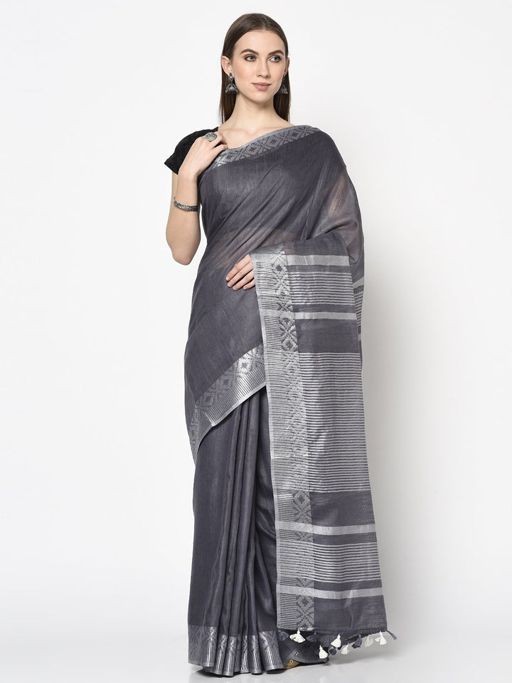Handloom Saree In Grey Color