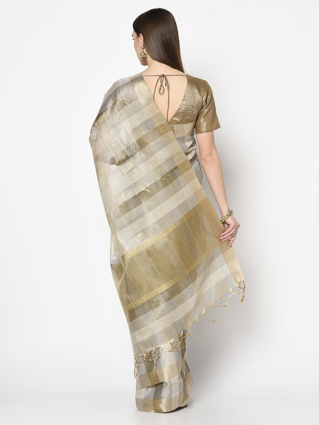Handloom Saree In Metalic Color