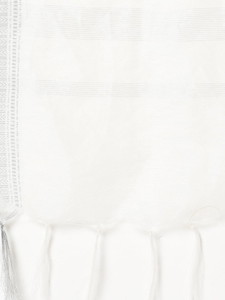 Handloom Saree In White Color